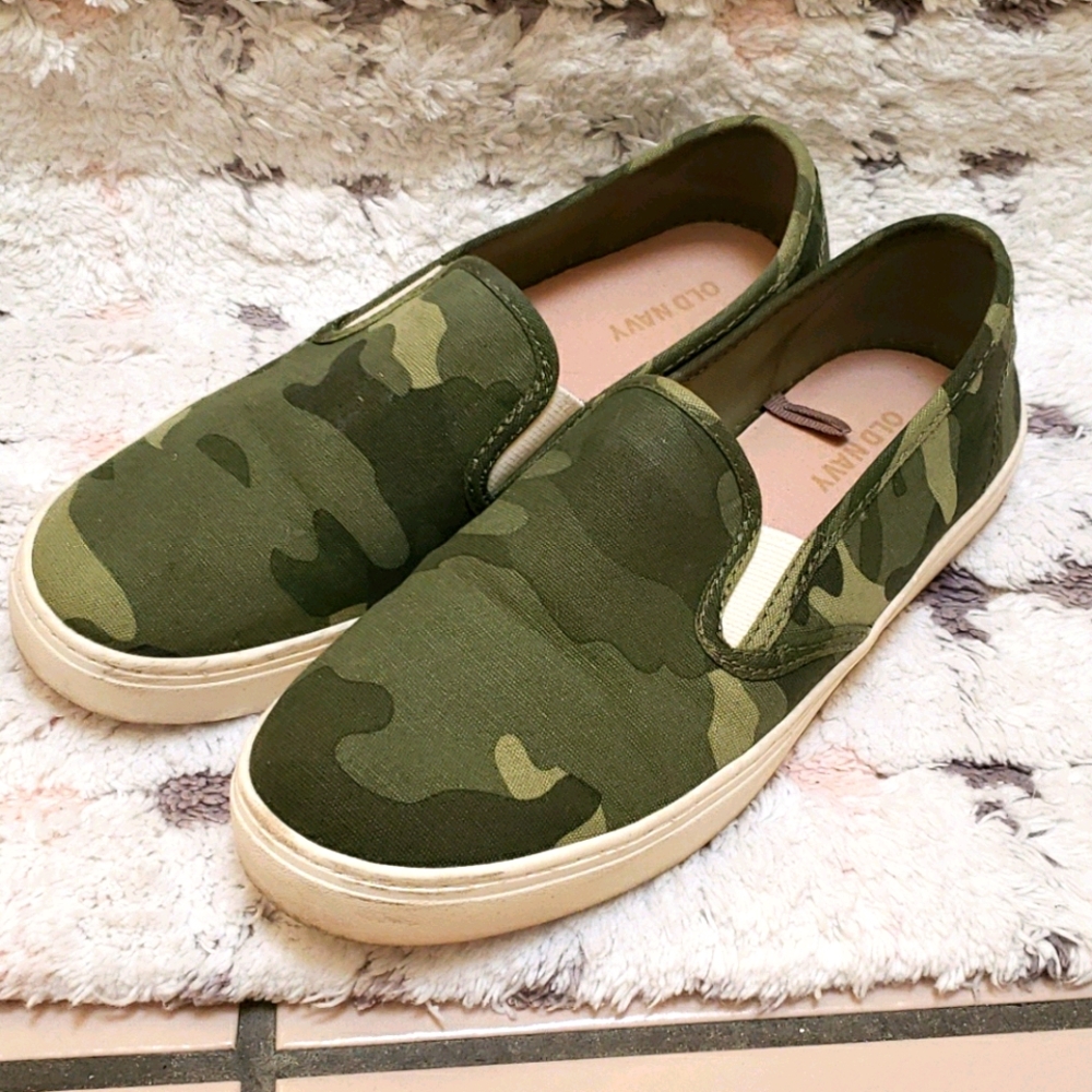 Old Navy Slip On Sneakers